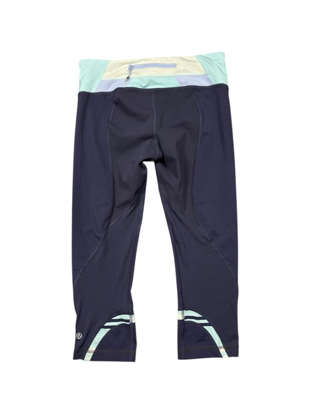 Lululemon Navy Blue Cropped Active Leggings